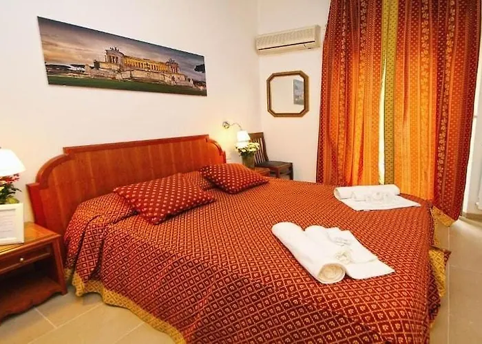 Key Center Guest house